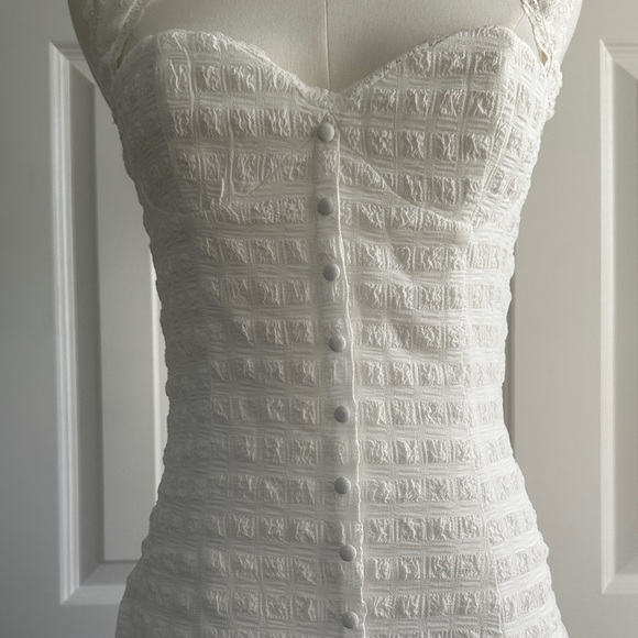 NWT Peppermayo Kristina Exclusive Textured Ruffles White Mini Dress Size 6 - Picture 4 of 14